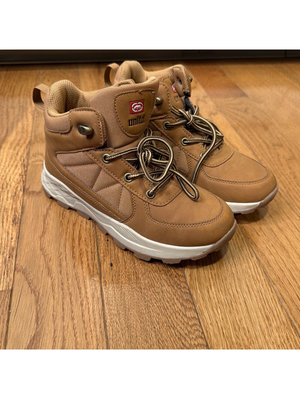 Kids Size US 4 Ecko Unlimited Men's Brown Lace-Up Hiking Boots Lug Sole (boys)